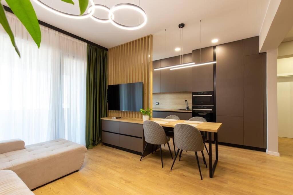 Elegant 2 Bedroom Retreat Bukarest Kültér fotó
